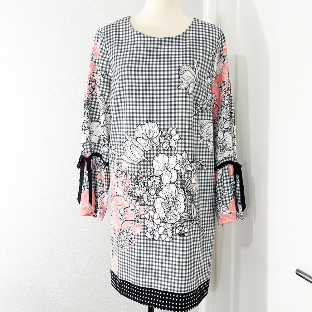 New ECI Size 10 Black and White Checkered Floral Dress